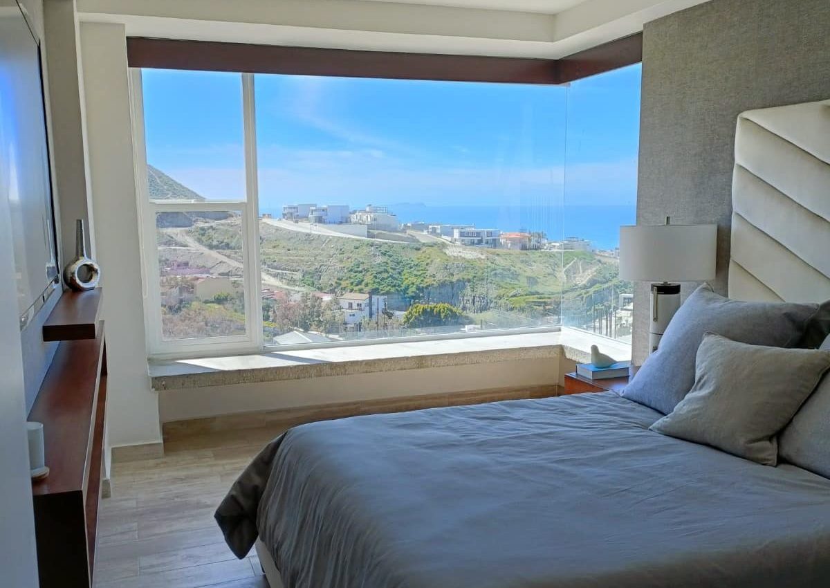 Hermosa Vista - Blue Team Realty